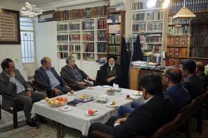 حضور مدیران کمیته امداد امام خمینی در بیت حضرت آیت الله سیدان